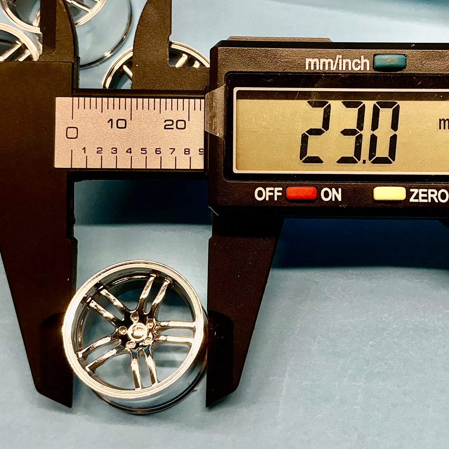 1 Custom Wheels by Aoshima 1/24 1/25