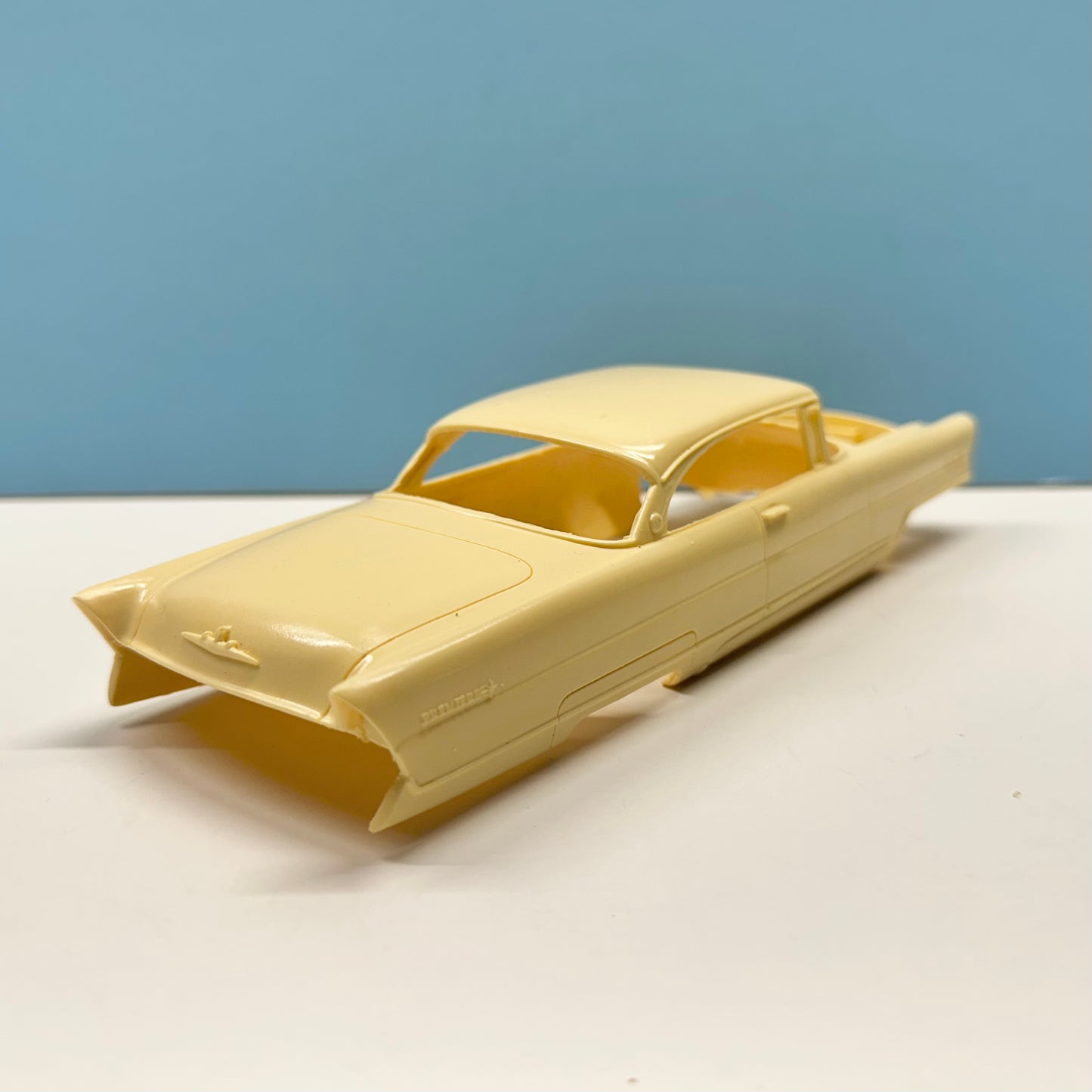 1956 Lincoln Premiere AAM Cast Resin Model Kit