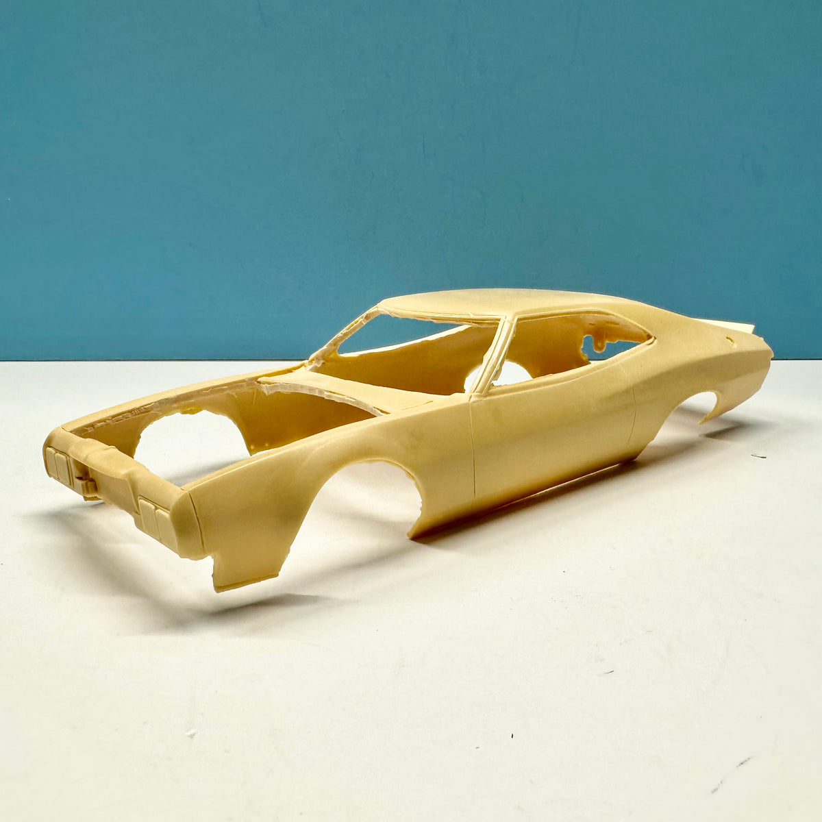 1973 Ford Torino Cast Resin Model Kit KED