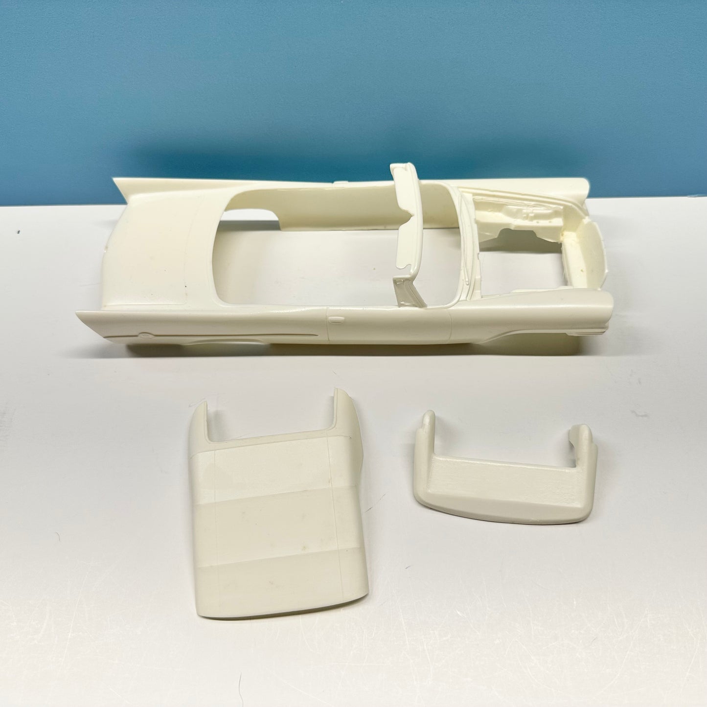 1957 Chrysler 300 Convertible Time Machine Cast Resin Model Kit