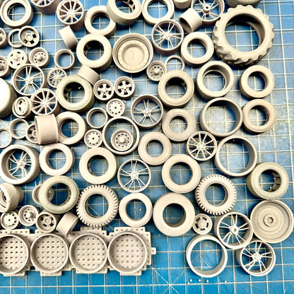 Lot 1 of Wheel and Tires 1/24 1/25