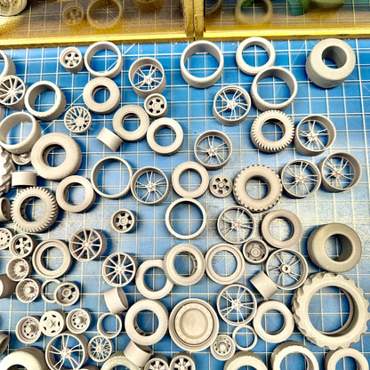 Lot 1 of Wheel and Tires 1/24 1/25