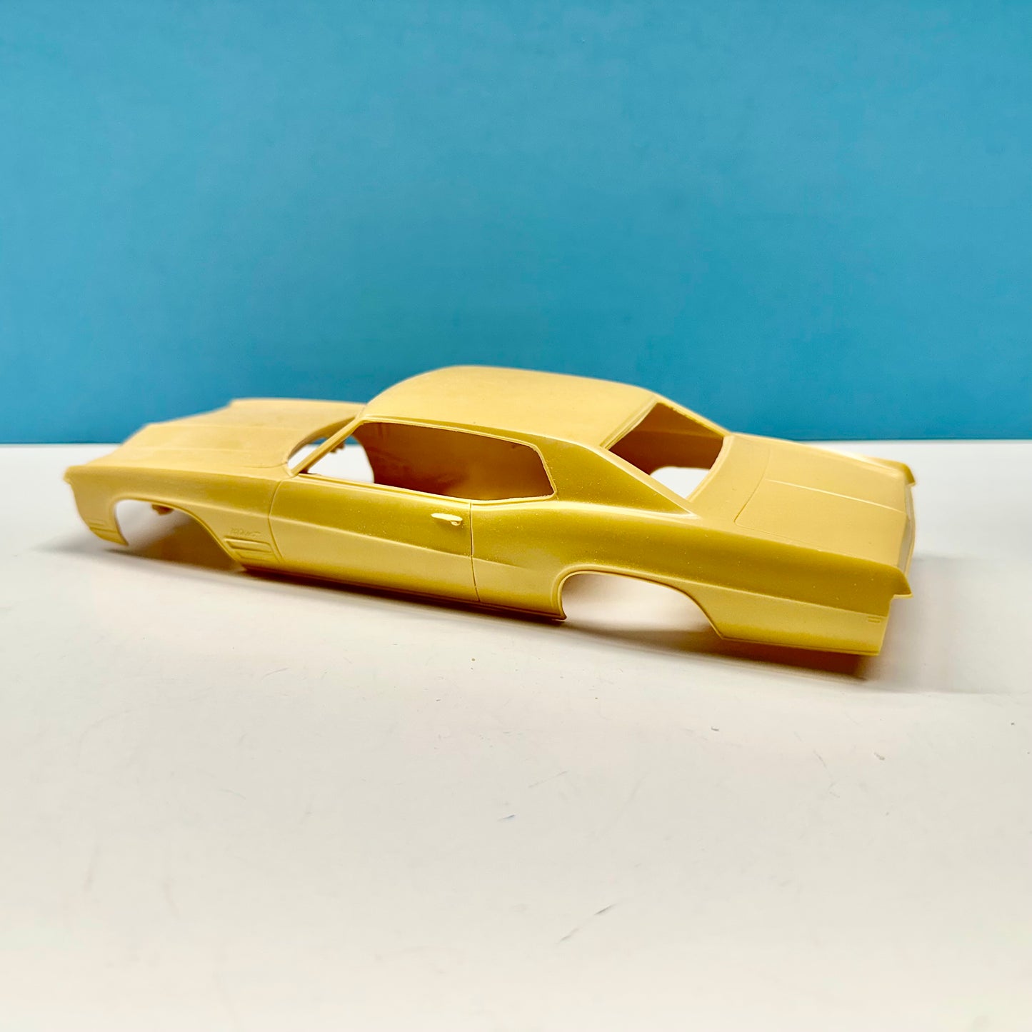 1970 Buick Wildcat Cast Resin Model Kit KED