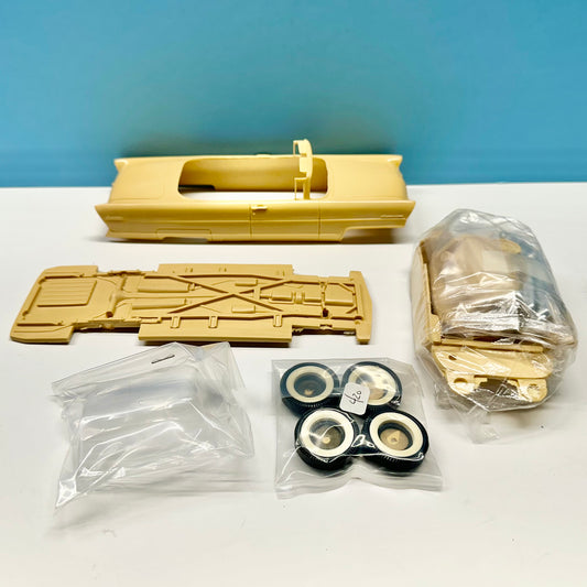 1956 Lincoln Continental Convertible Cast Resin Model Kit KED