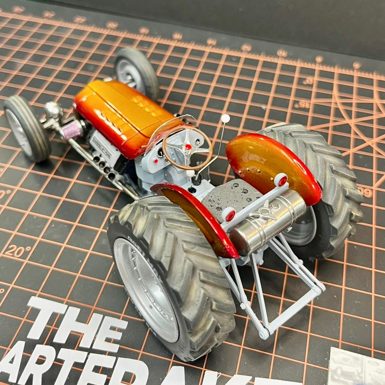 Custom Ford 8N Tractor Kit 1/25 - 15% OFF