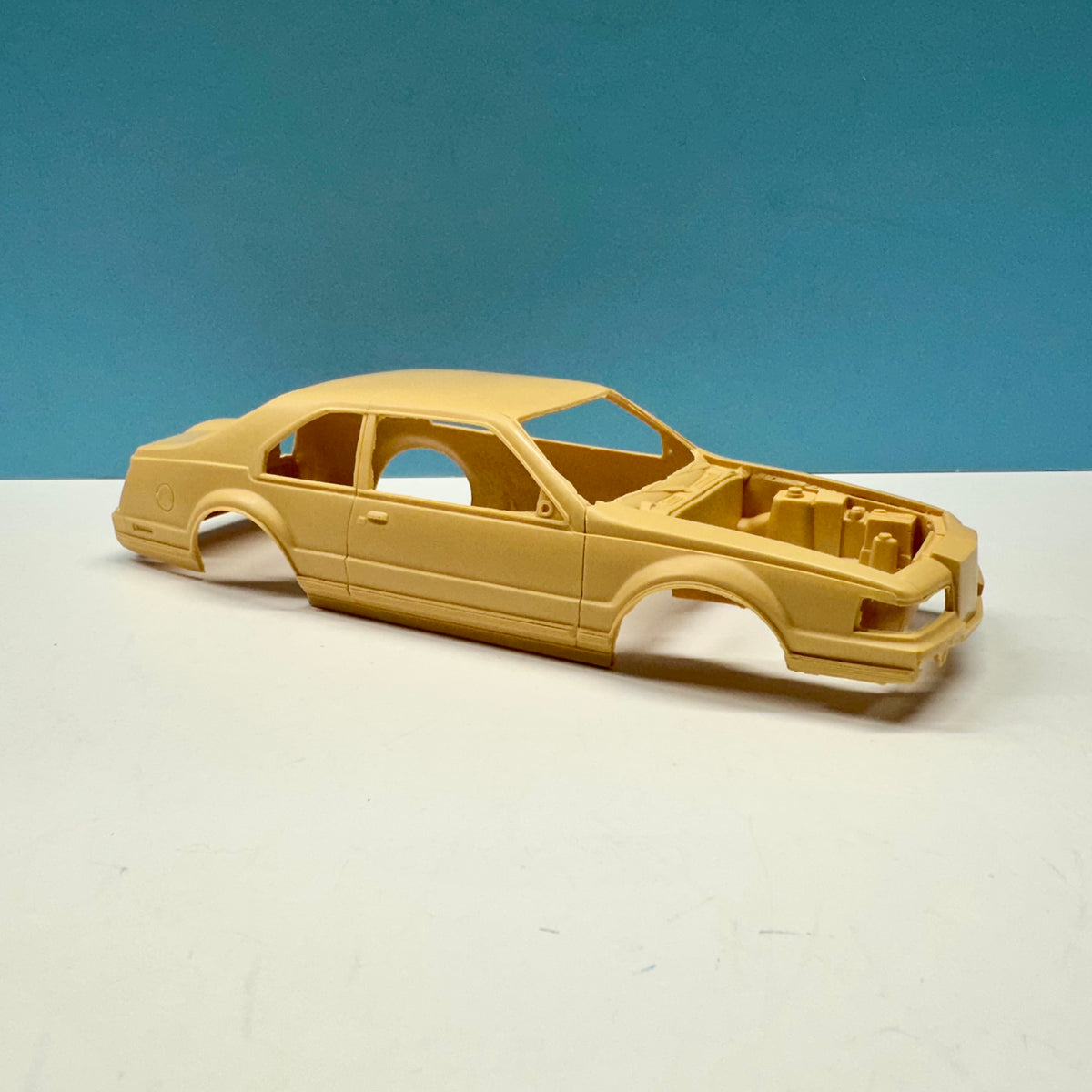 1990? Stock Lincoln Mark VII (non-pro street) Cast Resin Model Kit KED