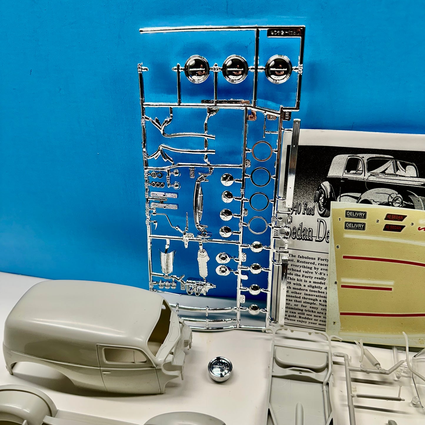 AMT ERTL 1940 Ford Sedan Delivery 1/25