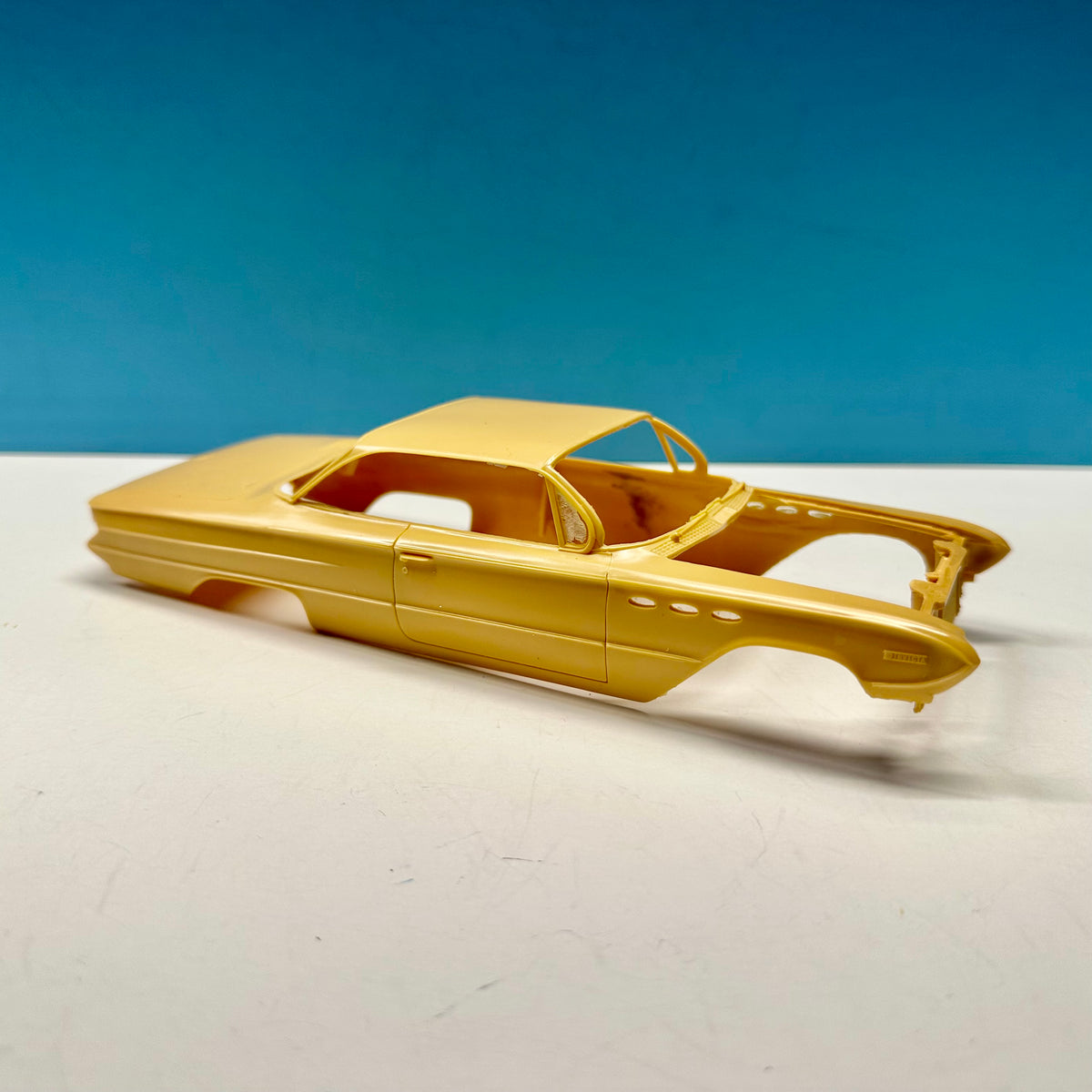 1961 Buick Victoria? LeSabre? Cast Resin Model Kit KED
