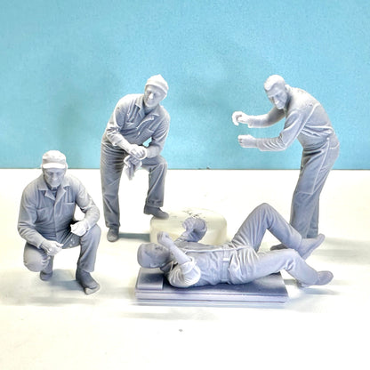 1940s Mechanic Figure Set for Display or Diorama 1/24 1/25