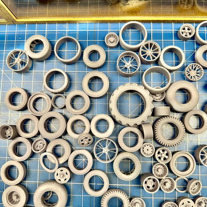 Lot 1 of Wheel and Tires 1/24 1/25