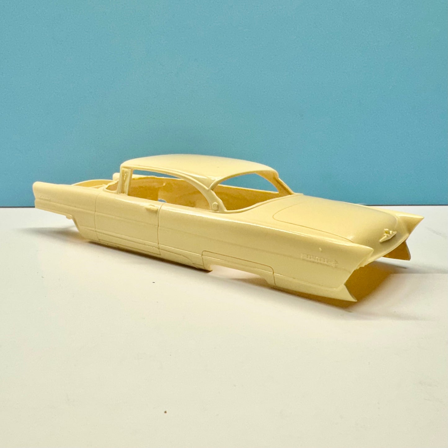 1956 Lincoln Premiere AAM Cast Resin Model Kit