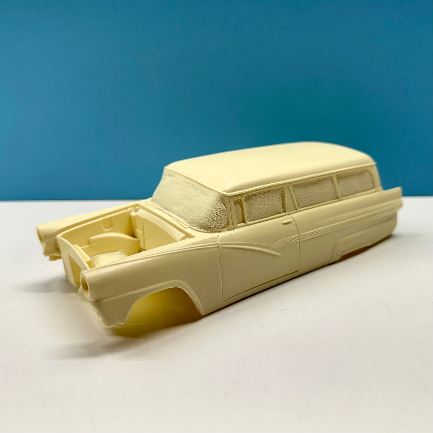 1956 Ford Parklane Station Wagon Cast Resin Model Kit KED