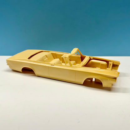 1963 Chrysler Convertible Pace Car Cast Resin Model Kit KED