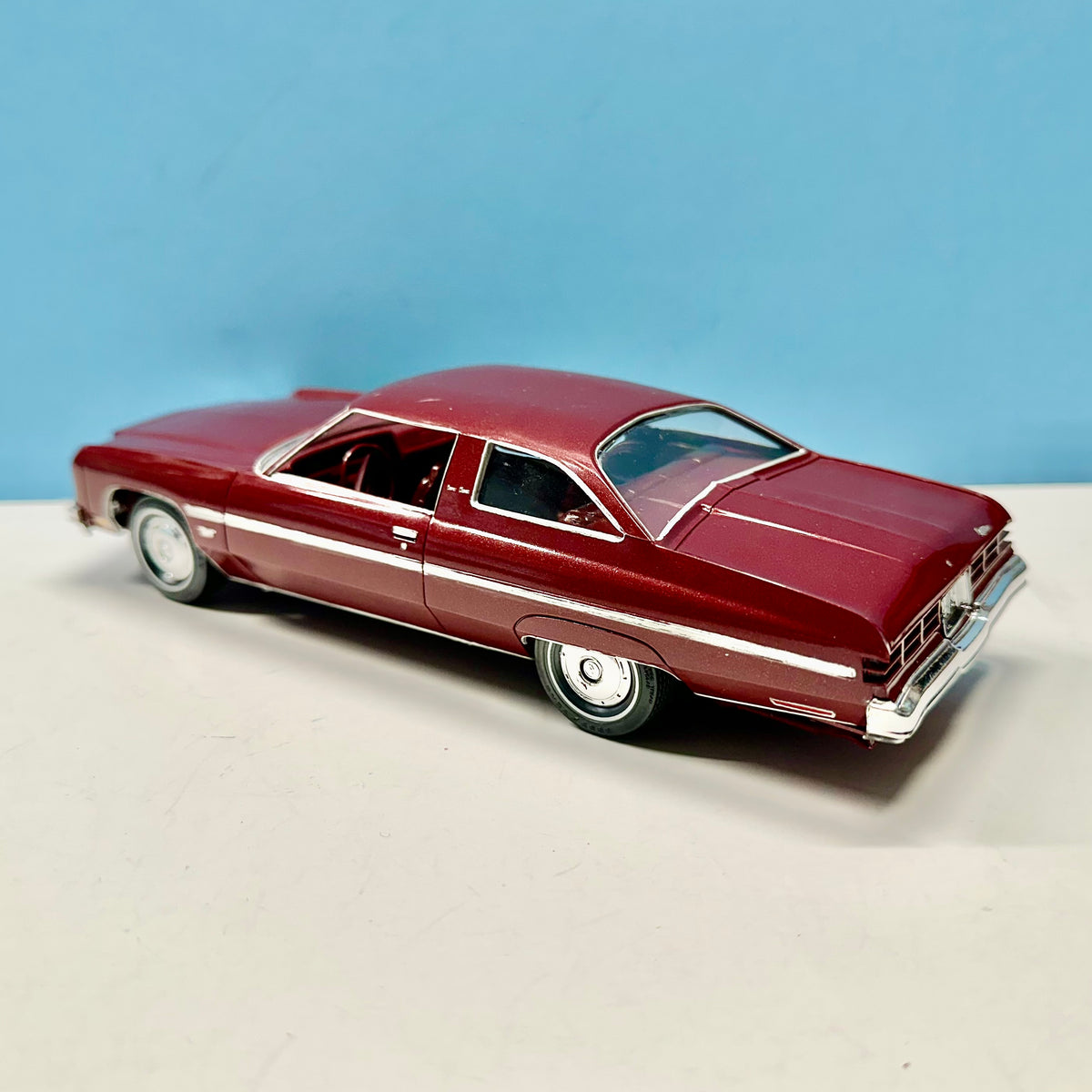 1975 Chevy Caprice Promo Medium Red 1/25