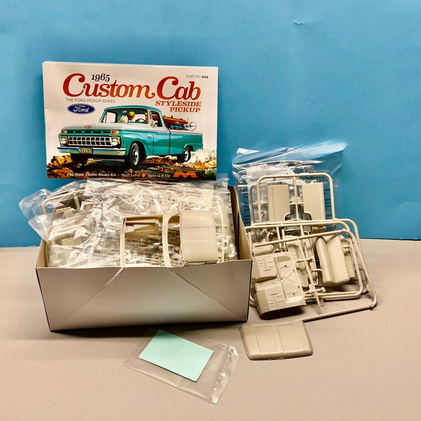 1965 Ford Custom Cab Styleside Pickup Truck by Moebius - 15 % OFF