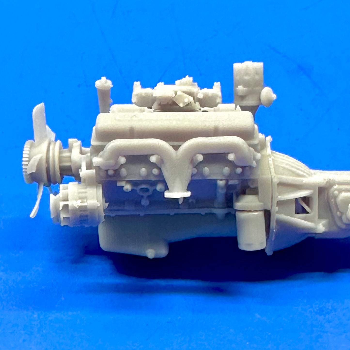 Chevy 327 SBC Small Block Engine 1/25