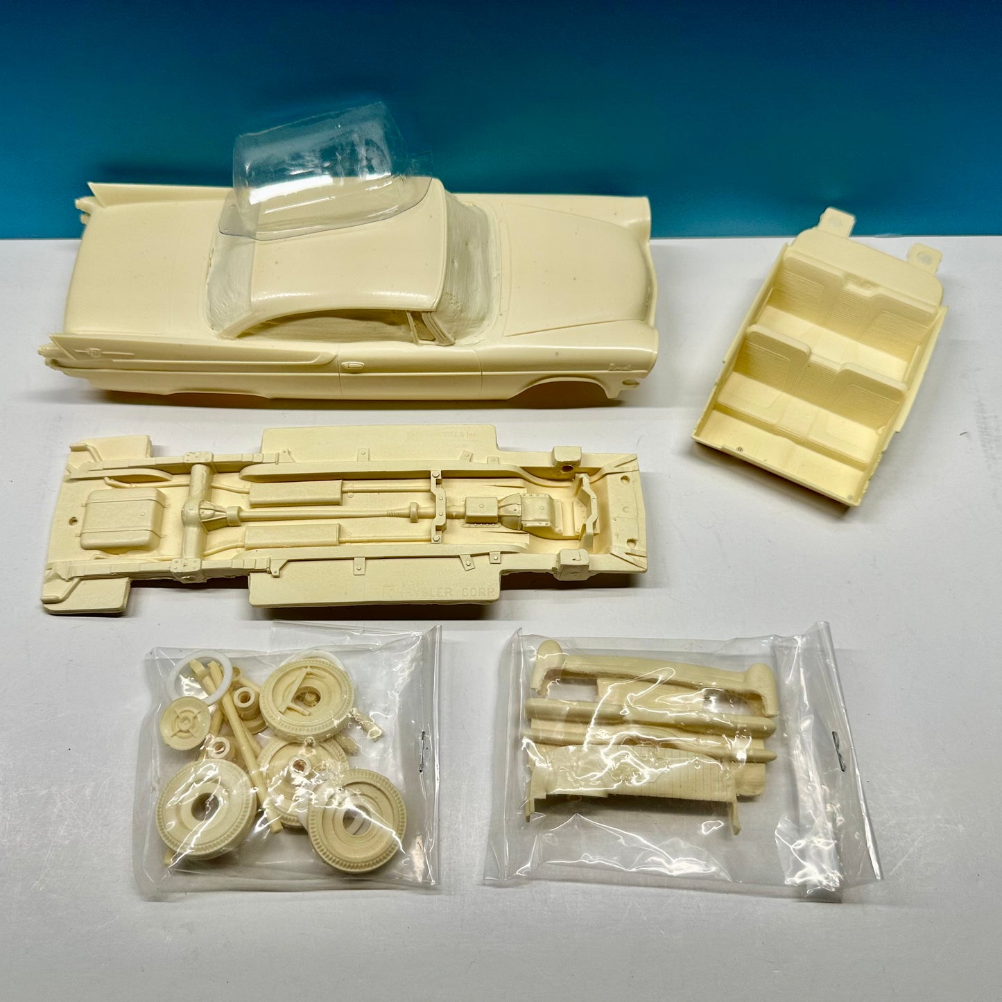 1957 Dodge 2 Door Hardtop Cast Resin Model Kit KED