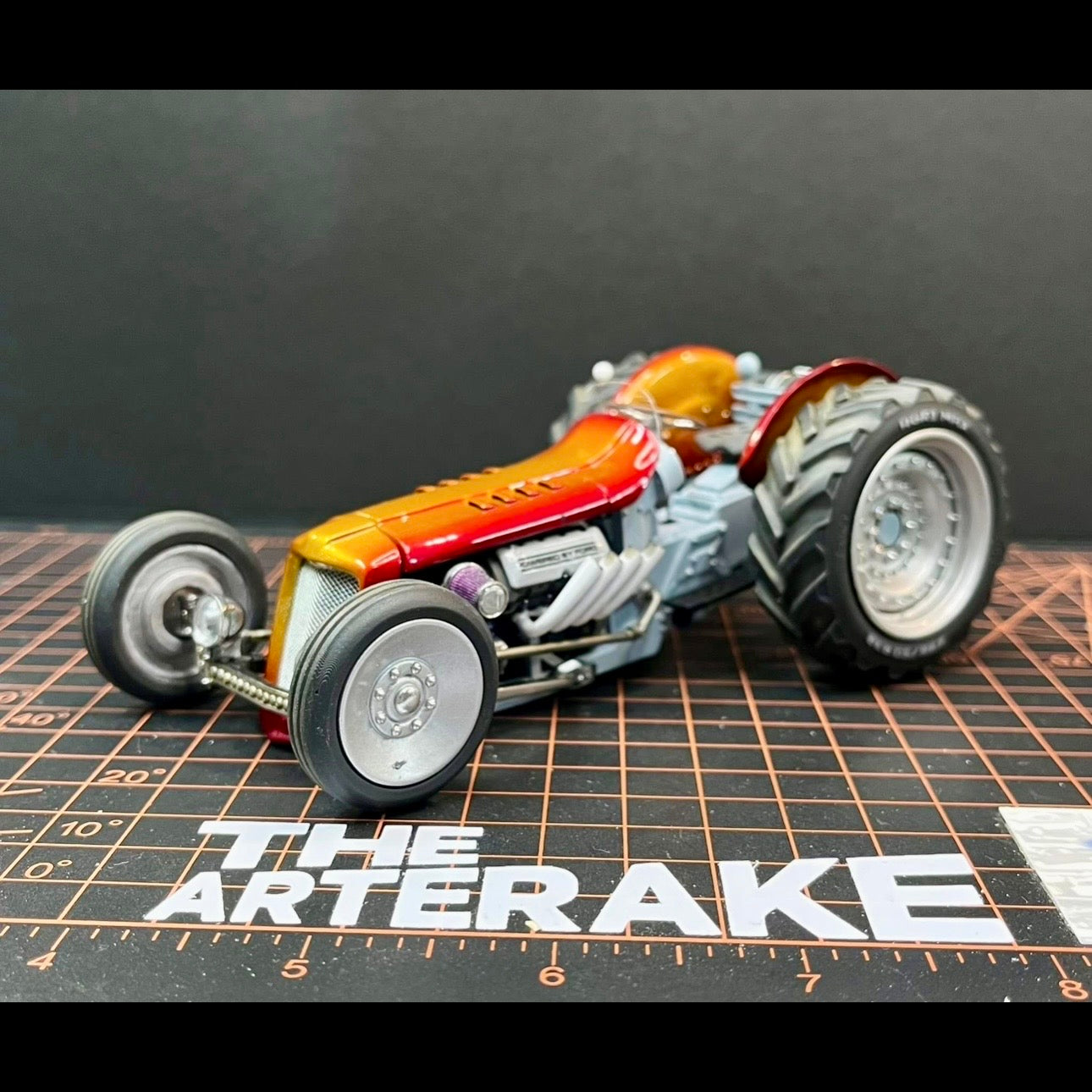 Custom Ford 8N Tractor Kit 1/25 - 15% OFF