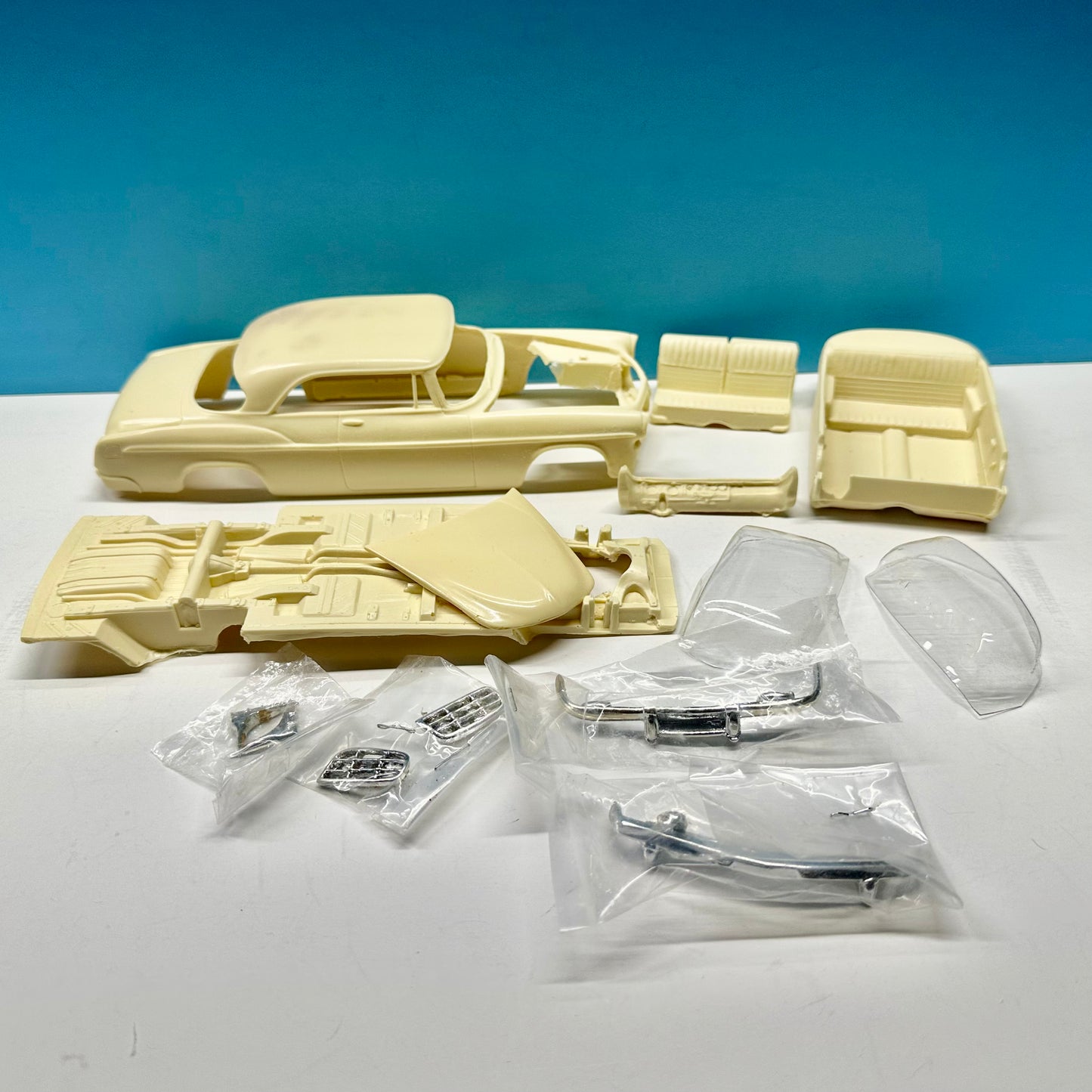 1955 Chrysler 300 Hardtop Cast Resin Model Kit KED