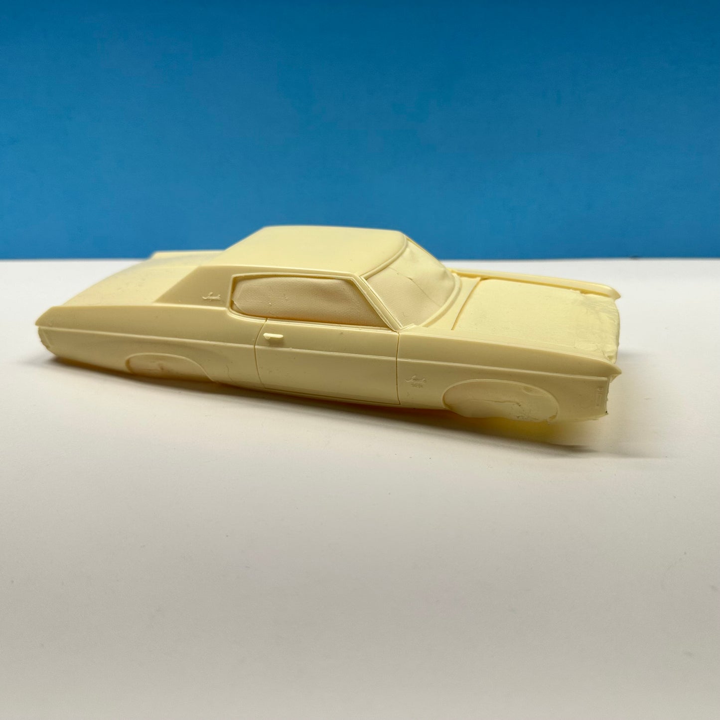 Resin 1969 Chevy Chevrolet Impala 1/25