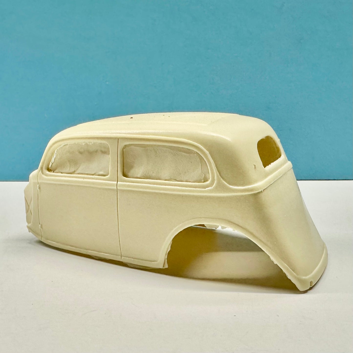 1936 Ford Sedan Cast Resin Model Kit KED