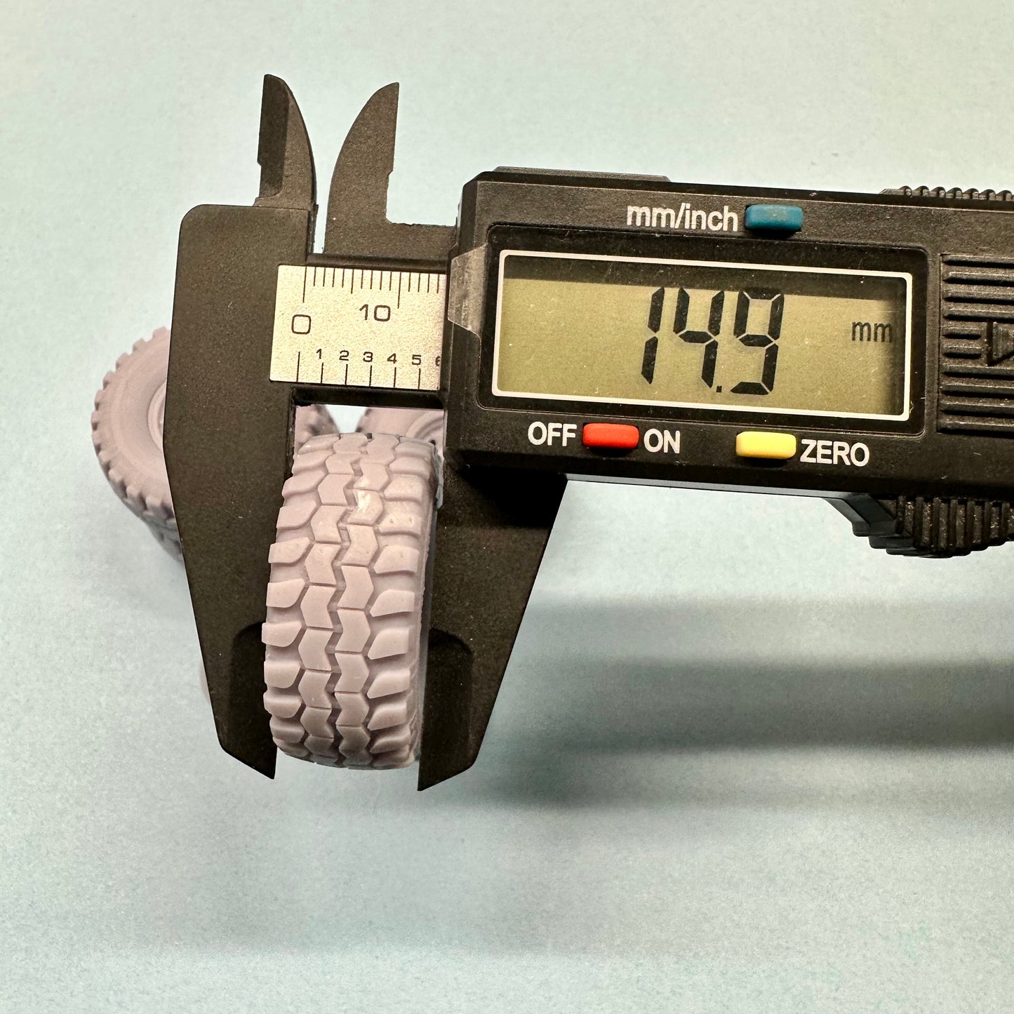 8 Lug Series 97 94 90 Wheels on Interco Super Swampers 1/25