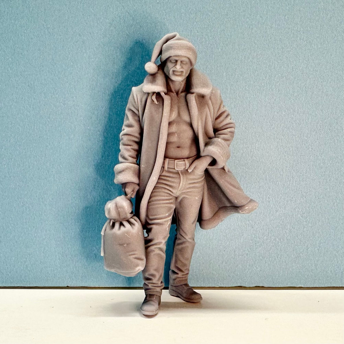 H5 Cool Santa Claus Holiday Figure for Display or Diorama 1/24 1/25