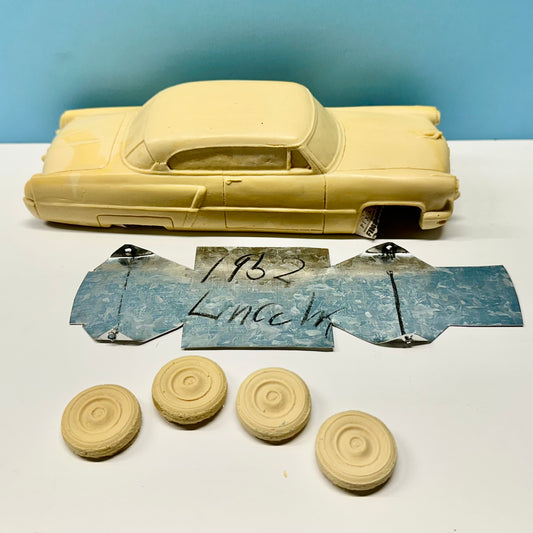 1952 Lincoln Cast Resin Model Kit