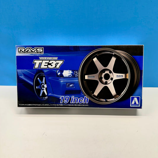Volk Racing TE37 Wheels by Aoshima