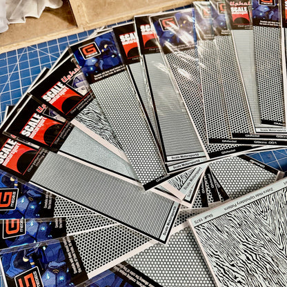 1 Random Decal Set - Scale Motorsport