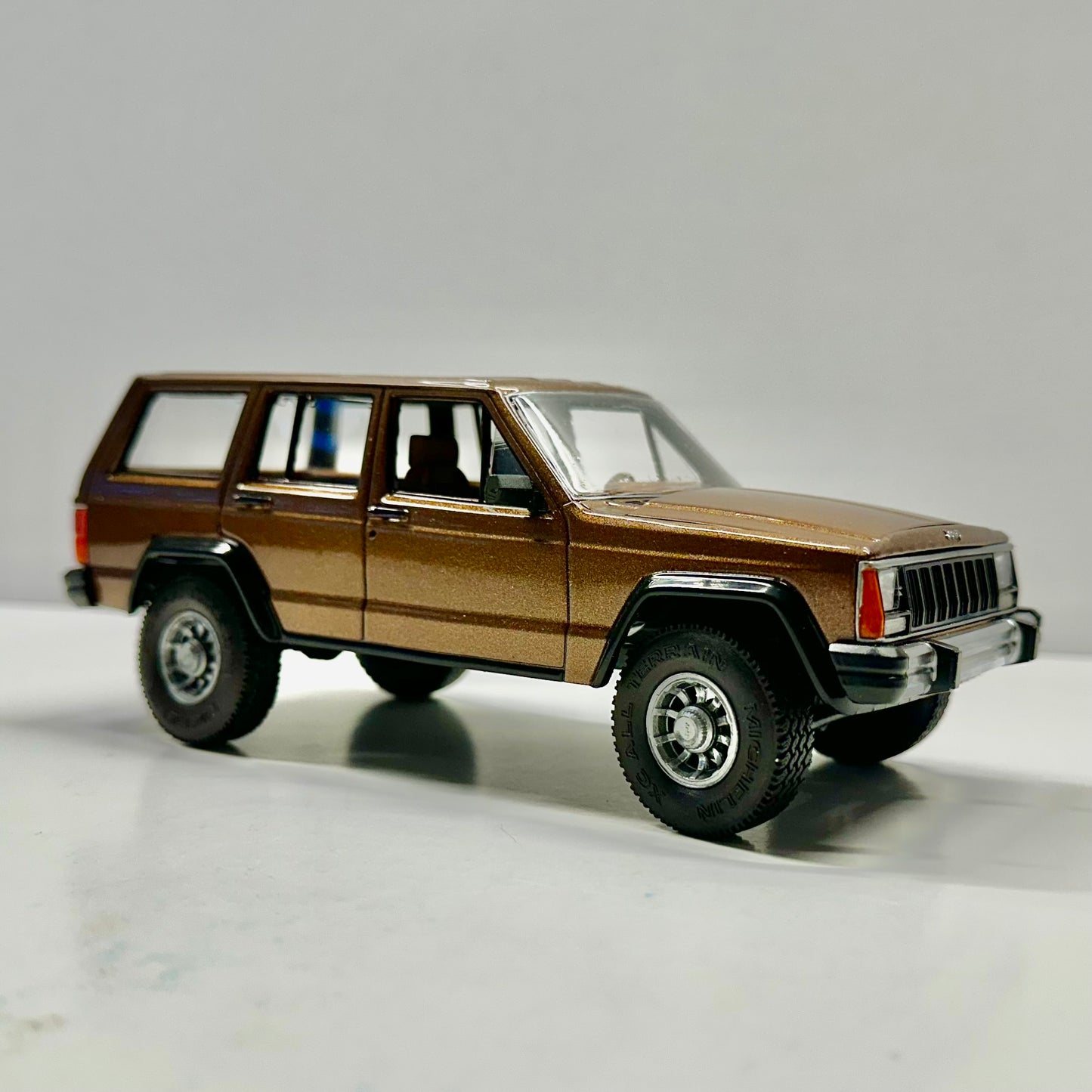 1980s Jeep Cherokee Kit 1/25