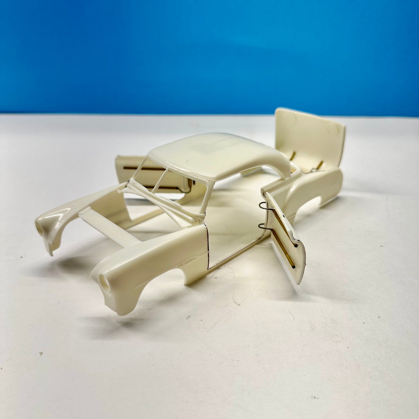 1951 Chevy Bel Air AMT - Doors and Trunk opened and hinged