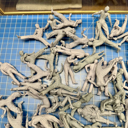 Grab Bag of 5 Random Figures for Display and Diorama 1/24 1/25