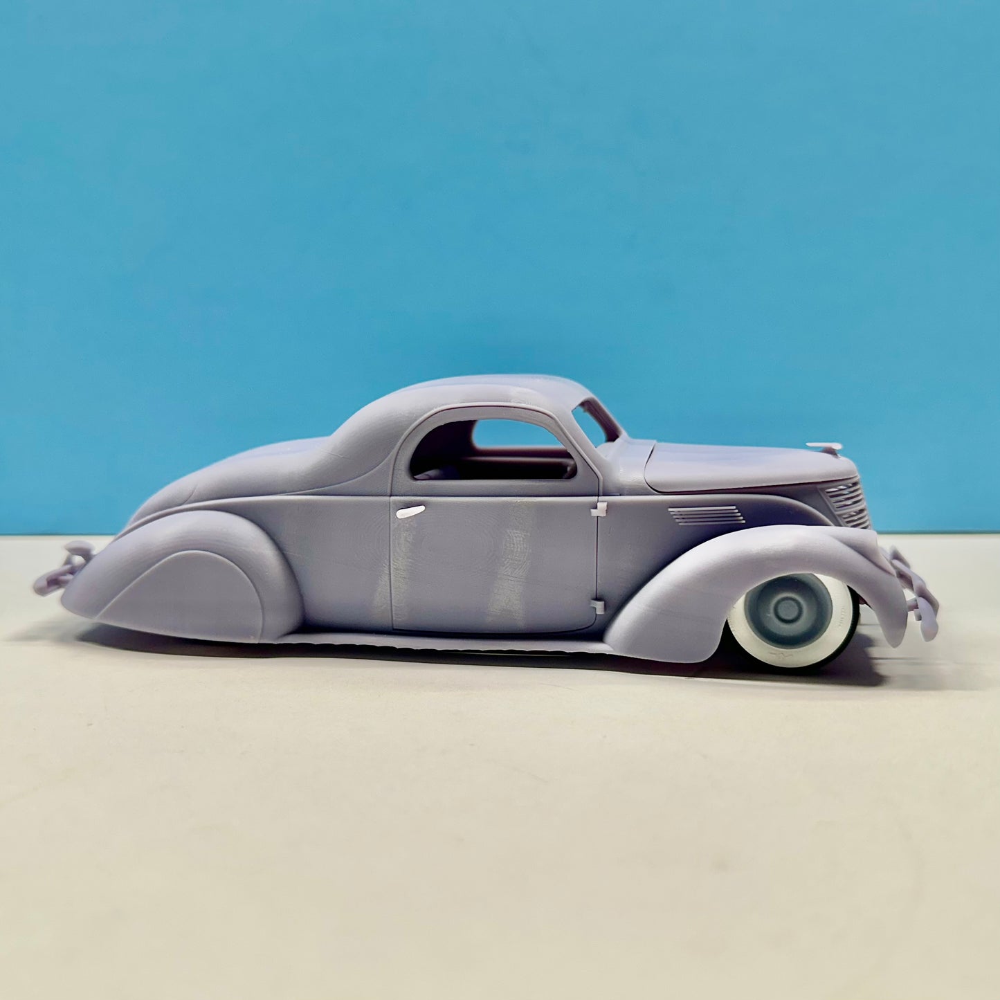 1937 Custom Lincoln Zephyr 1/25