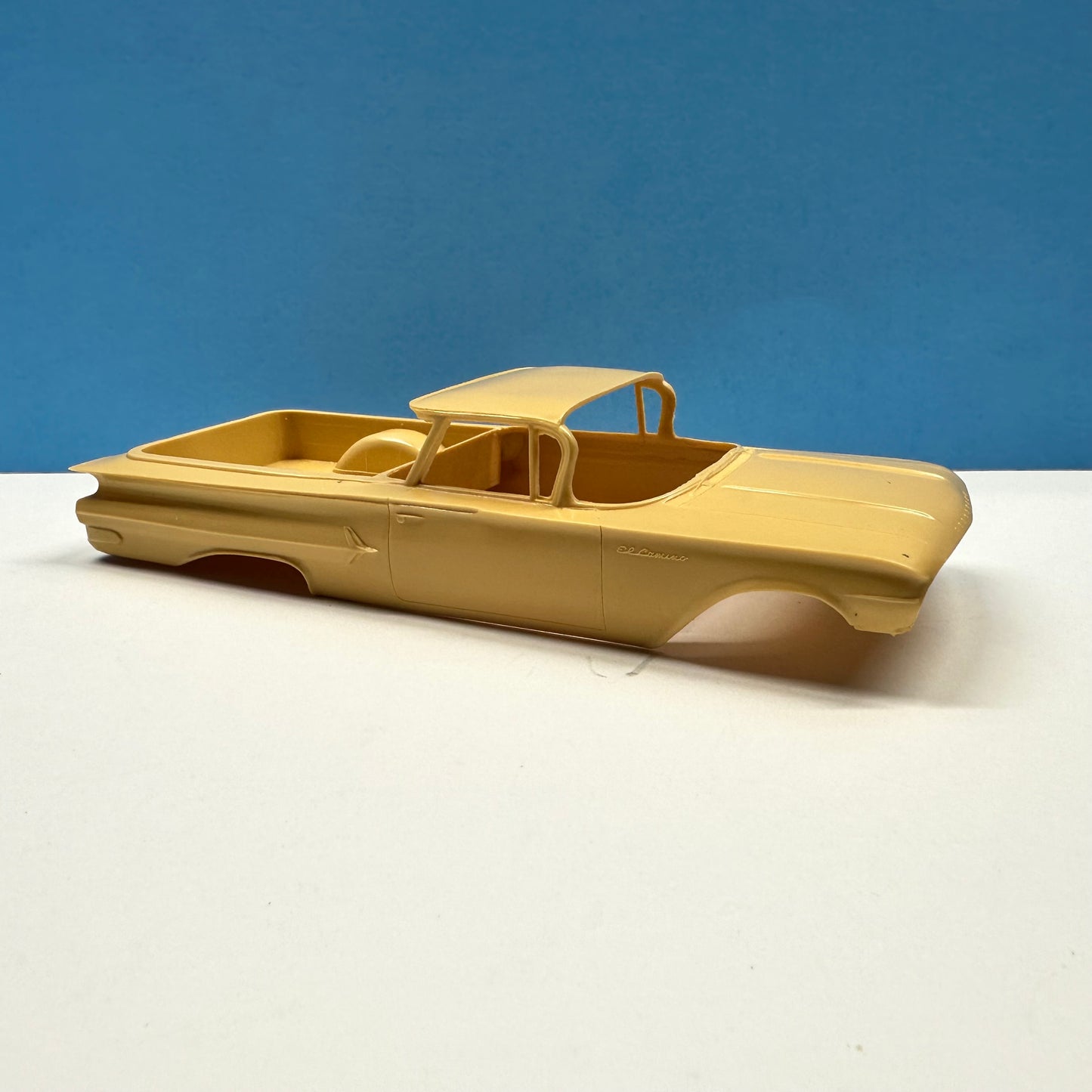 Resin 1960 Chevrolet Chevy El Camino by Modelhaus 1/25