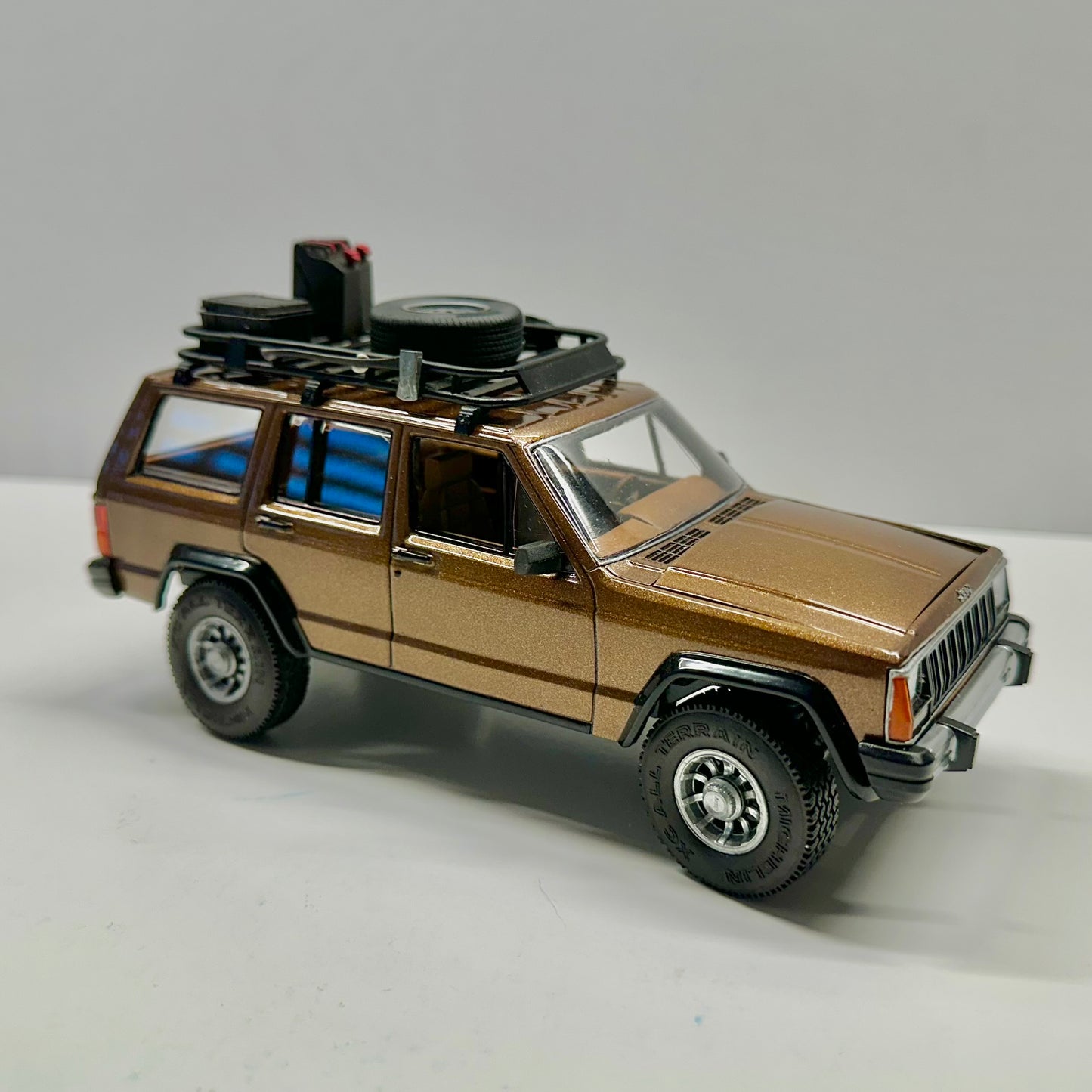 1980s Jeep Cherokee Kit 1/25