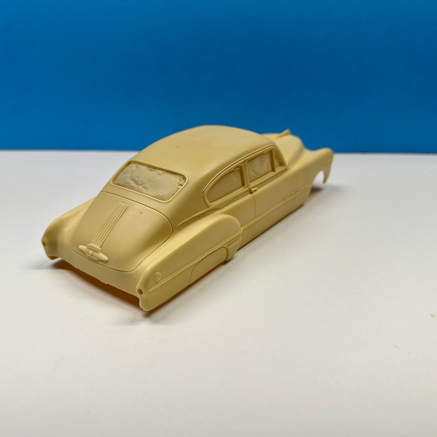 Resin 1951 Pontiac Eight 1/25
