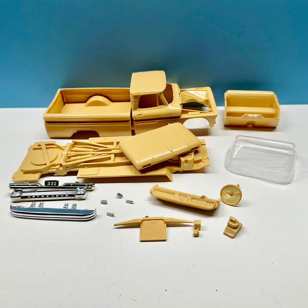1965 Chevy Pickup Truck Cast Resin Model Kit KED