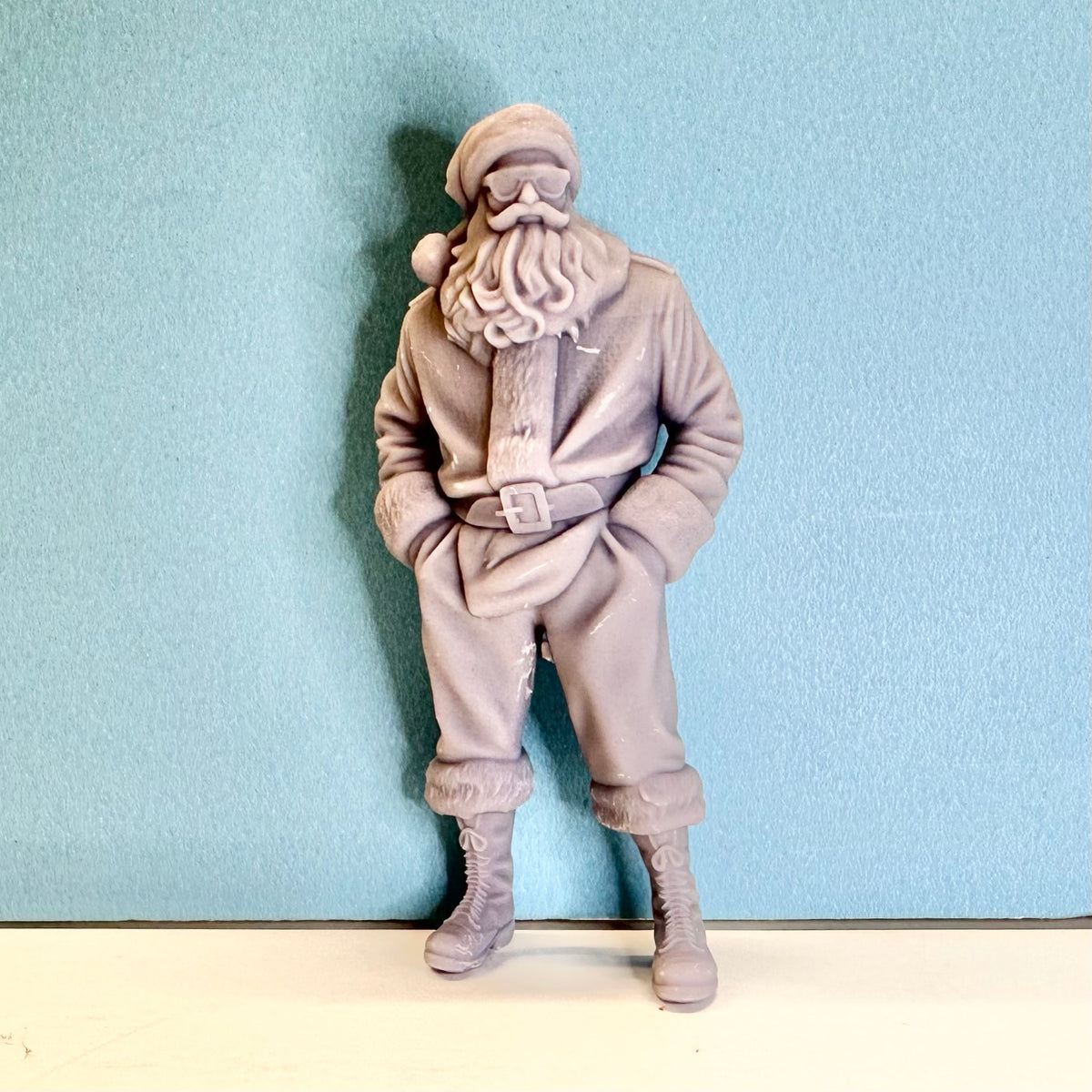 H3 Cool Santa Claus Holiday Figure for Display or Diorama 1/24 1/25