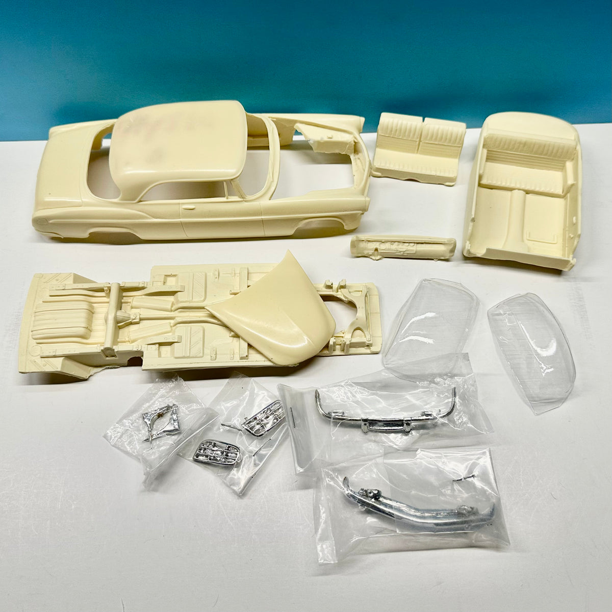 1955 Chrysler 300 Hardtop Cast Resin Model Kit KED