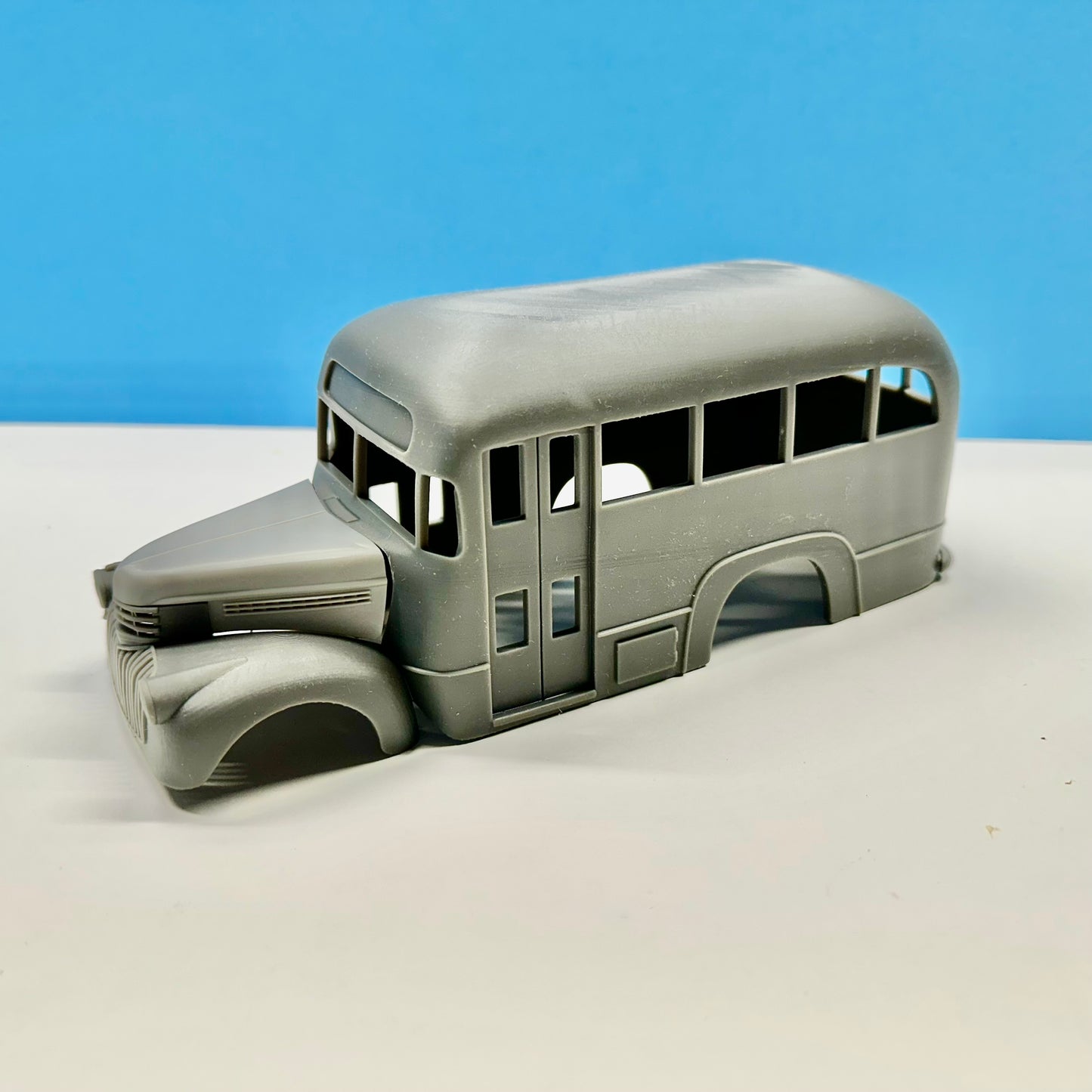 Resin Printed 1941 Chevy School Bus Short Wheelbase 1/25