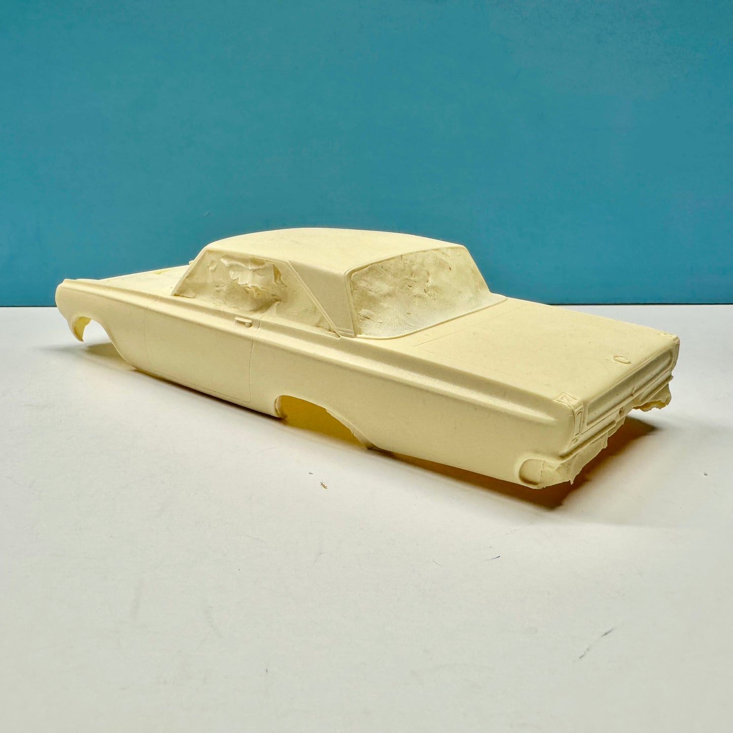 1965 Dodge Coronet AFX Cast Resin Model Kit KED