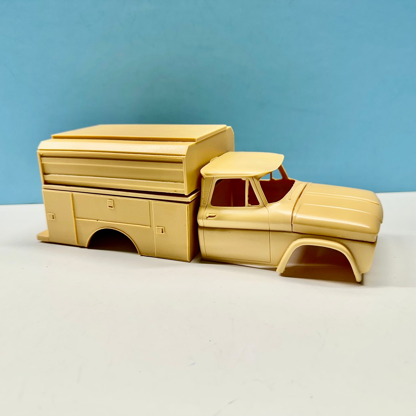 1965 Chevy Pickup Truck w/ Utility Bed Cast Resin Model Kit KED