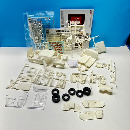 1951 Chevy Bel Air AMT - Doors and Trunk opened and hinged