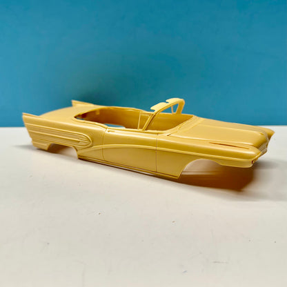 1958 Buick Roadmaster Convertible Cast Resin Model Kit KED