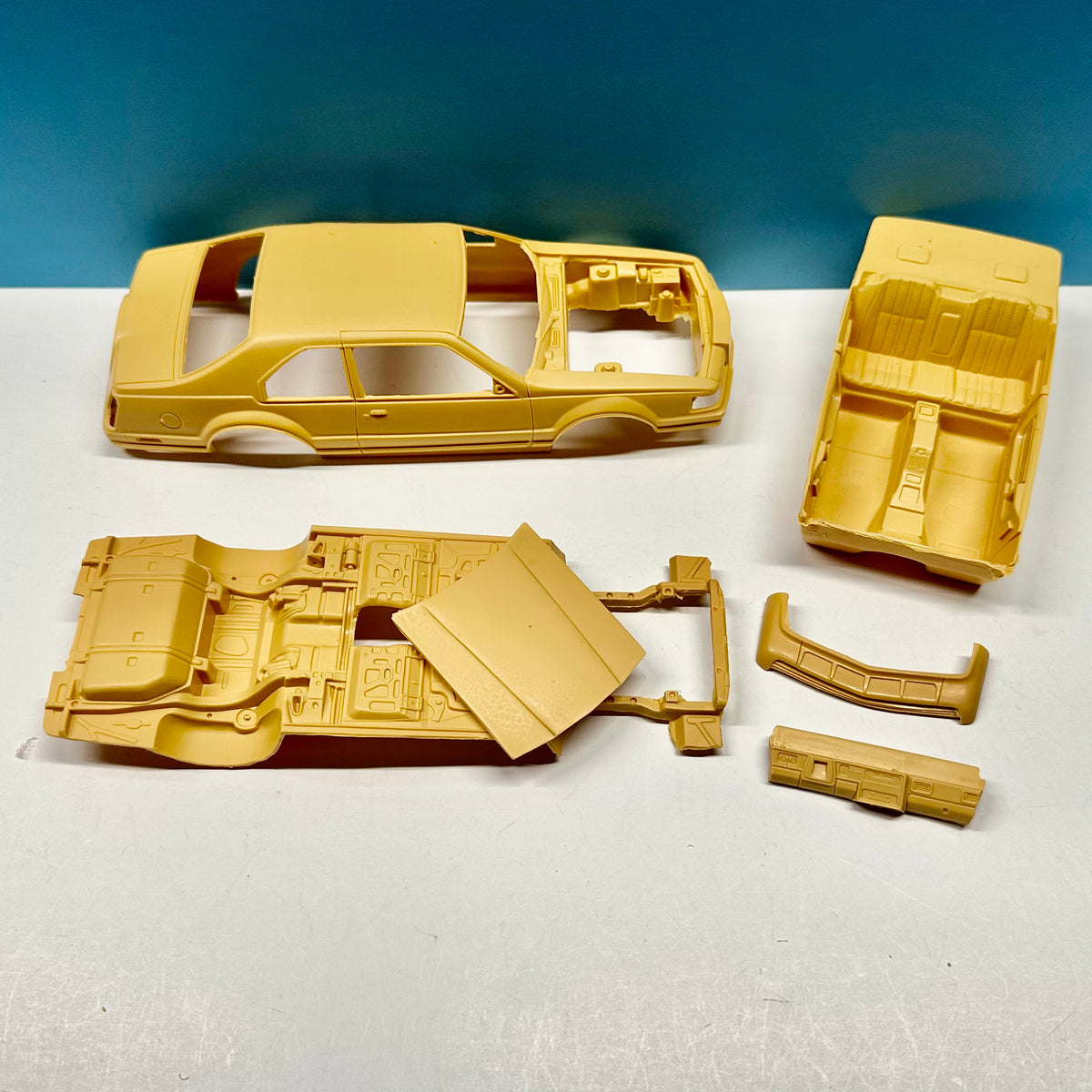 1990? Stock Lincoln Mark VII (non-pro street) Cast Resin Model Kit KED