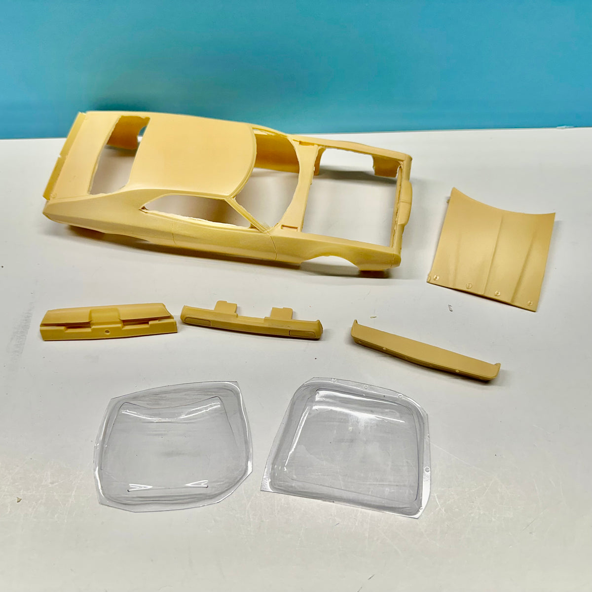 1973 Ford Torino Cast Resin Model Kit KED