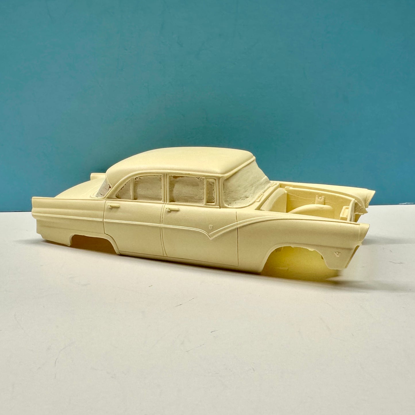 1955 Ford Fairlane 4 Door Cast Resin Model Kit KED
