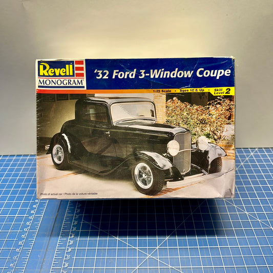 1932 Ford 3 Window Coupe - Revell Monogram