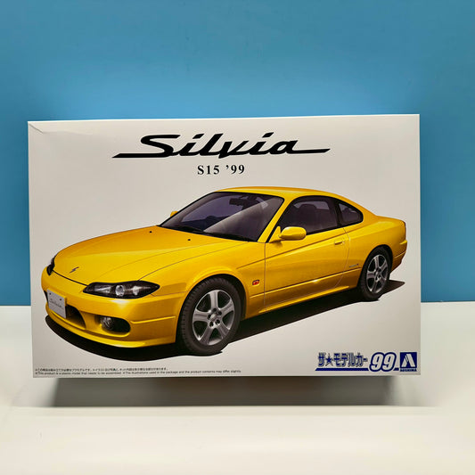 Nissan S15 Silvia Spec. R '99 by Aoshima Model Car Kit